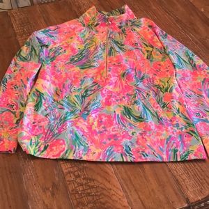 Lilly Pulitzer Popover. Excellent used condition.